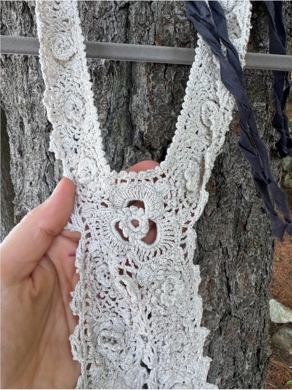 Magnolia Pearl Bruges Double Necktie  Crochet Jabot #004